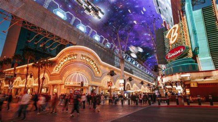Discovering Vegas: The Fourth Cinema Experience